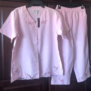 Diamond-F 2 pc pink suit